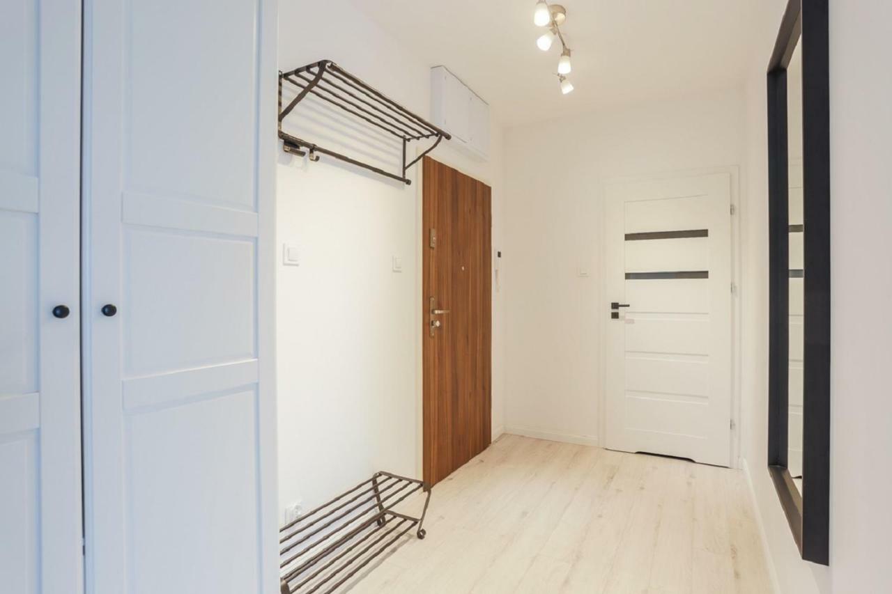 Comfort Apartment Oldtown With River View Гданьск Экстерьер фото